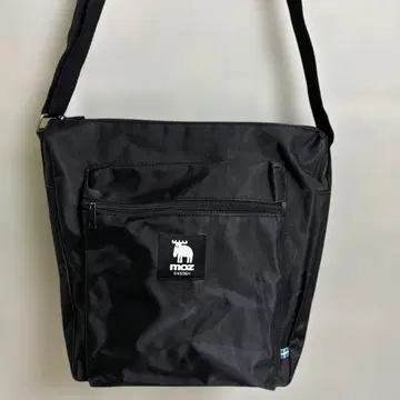 moz 블랙 숄더백 메신저백