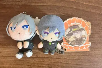 트위스테 실버 캔뱃지 봉제 인형