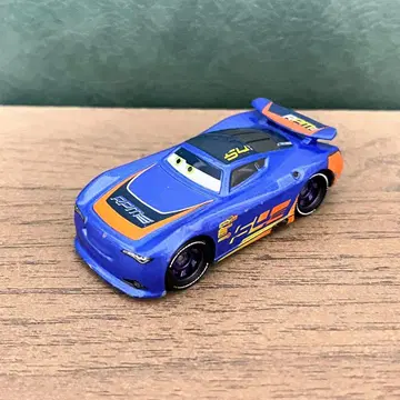 [ 단종 ] 카즈 토미카 발리 디페달