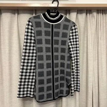 마메 쿠로고우치 니트탑