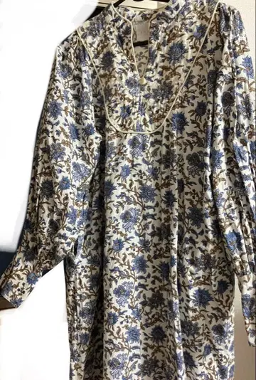 FIKA. 프론트 퀼팅 꽃무늬 원피스 M