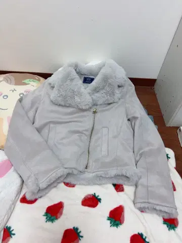 [새상품급] 메이리루 퍼 라이더스 자켓 겉옷 그레이 M사이즈