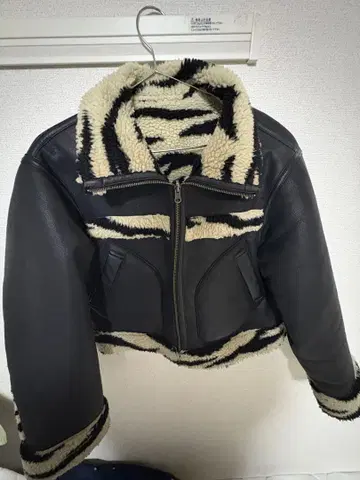 SLY 제브라 패턴 자켓 리버서블