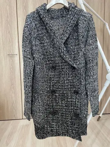 부즈루드 더블 롱 니트 블랙 화이트 사이즈 M