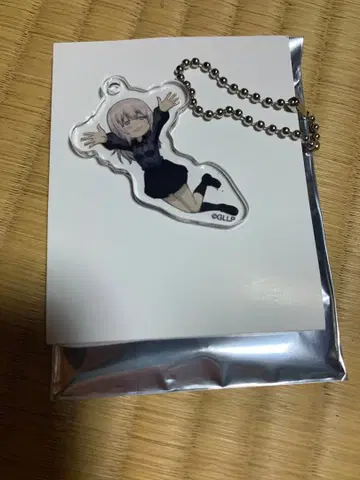 이츠미 에리카 아크릴 키링