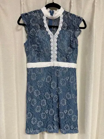 DAZZY 레이스 타이트핏 드레스 파랑