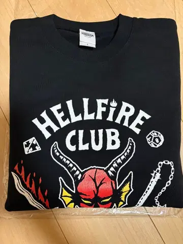 기묘한 이야기 HELLFIRE CLUB 트레이닝복 팝업