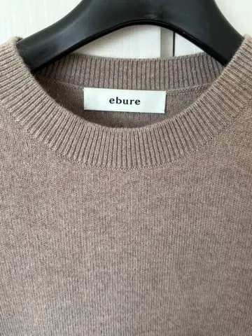 ebure 에부르 크루넥 풀오버 소프트 스무스 니트