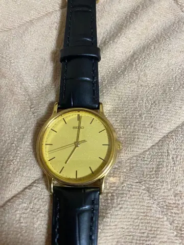 SEIKO 골드 다이얼 블랙 가죽 손목시계