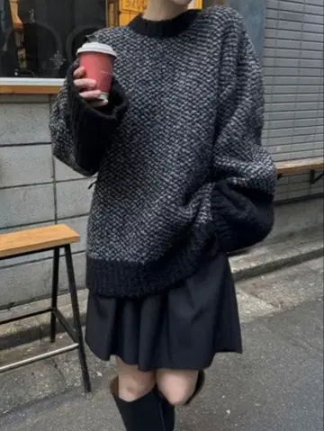 willfully jacquard big silhouette knit