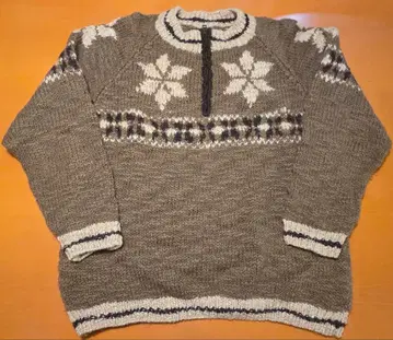 눈꽃 무늬 니트 스웨터