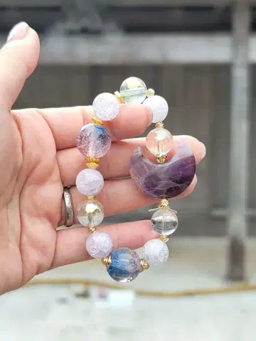 이상으로 나아가기 위한 오르골 구슬 그라데이션 팔찌