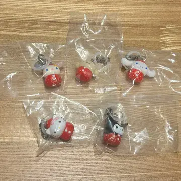 산리오 캐릭터즈 딸기 메지루시 액세서리 5세트