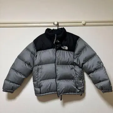 The North Face 1996 눕시 자켓 그레이/블랙