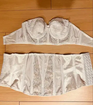 브라이덜 이너 LIVE LOVE LOUGH 리브라 브라프