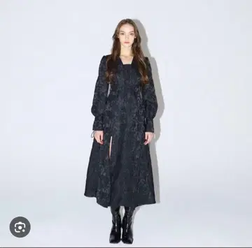 melt the lady 원피스 블랙 자카드 롱 레이스업