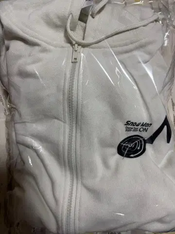 Snow Man ON 언제나보다 빅 사이즈(XL) 후드티