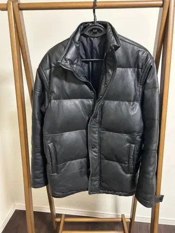 BEAMS 램 가죽 다운 자켓 블랙