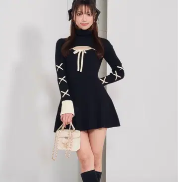 Darich 바이컬러 리본 디자인 니트 미니 원피스