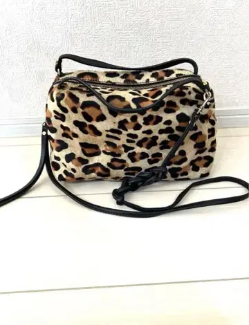 레오파드 무늬 숄더백 지안니 키아리니 M