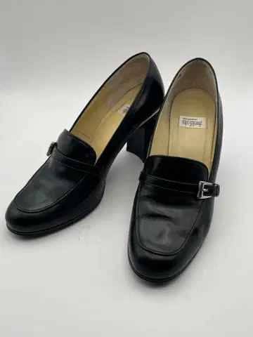 [ 히미코 ] elegance 블랙 로퍼 펌프스 24.5cm