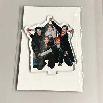 RESISTANCE 아크릴 스탠드