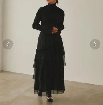 EMMEL REFINES EM 도트 튤 랜덤 티어드 스커트