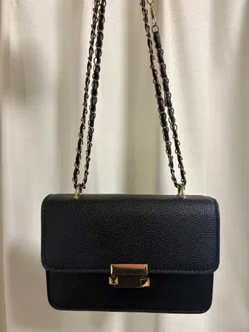 블랙 가죽 숄더백 체인 스트랩