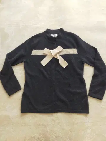 BUGARRI 다크 그레이 리본 포함 가디건