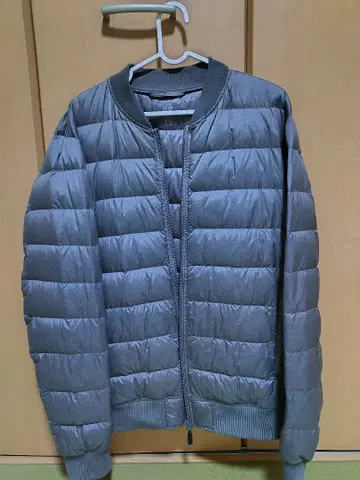 그레이 퀼팅 봄버 자켓