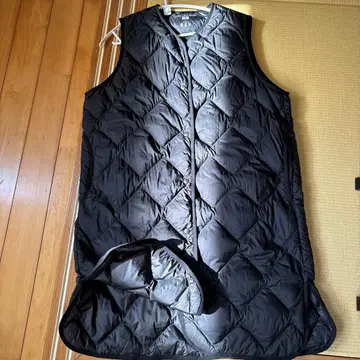 유니클로 다운 베스트 블랙 퀼팅 베스트