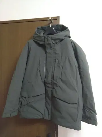 [ 유니클로 ] 하이브리드 다운 파카 / 2024년 FW