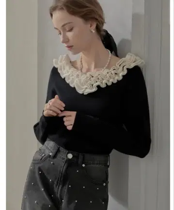 MEISM by Re:EDIT 프릴 V넥 니트탑