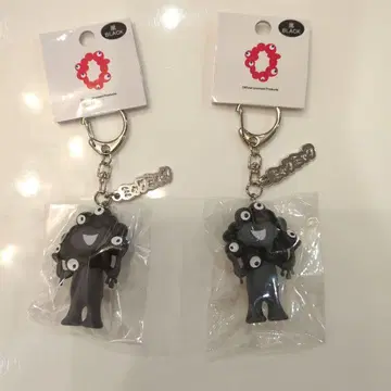 블랙 미야쿠미야쿠 PVC 입체 키링 2개 플레이트 포함