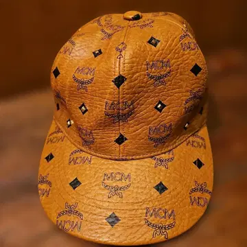 MCM 스터드 부착 캡 정품