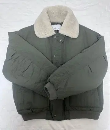 The frankie shop 오버 사이즈 블루종 보아 자켓