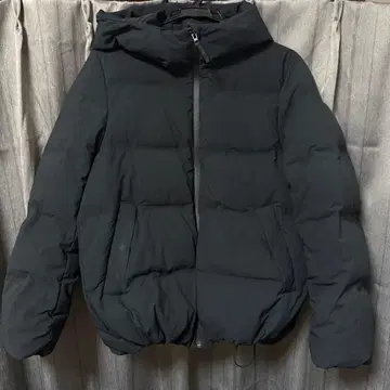 UNIQLO 심리스 다운