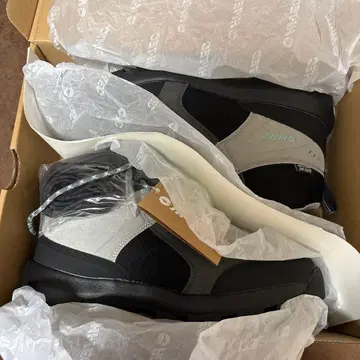 HI-TEC 하이테크 아오라기 트렉 WP 26.5cm 미사용 새상품