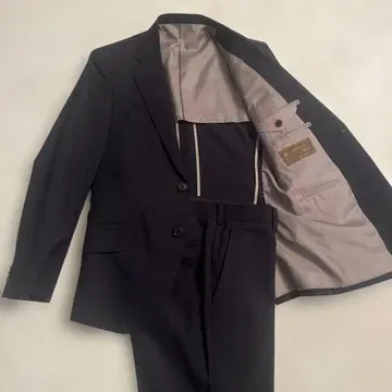 다크 네이비 비즈니스 정장 일본제