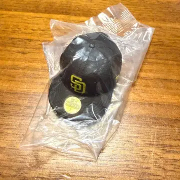 [ 캡슐 토이 ] NEWERA 59FIFTY MLB 뉴에라 파드레스