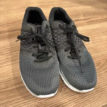 Reebok 러닝화 그레이