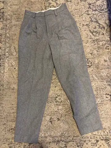 미사용 새상품 SEA 그레이 슬랙스 일본제