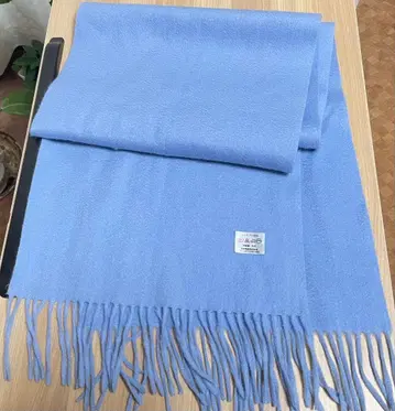 캐시미어 100% 라이트 블루 머플러 미사용 새상품