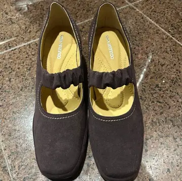 크롤 발리에 펌프스 짙은 퍼플