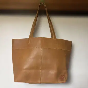 브라운 가죽 토트백 kissora