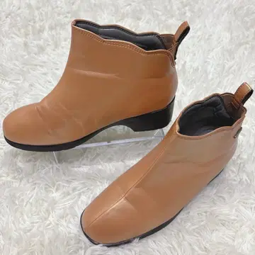 [ Pansy ] 팬지 발수 가죽 느낌 스퀘어토 숏부츠 3E 23cm