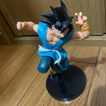 드래곤볼 손오공 피규어