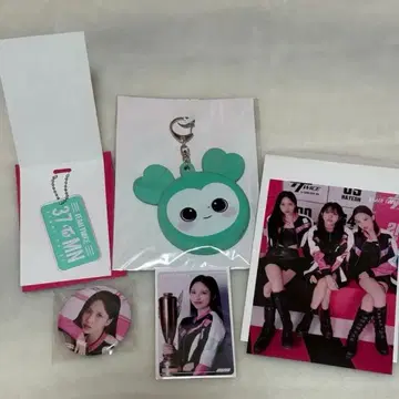 TWICE 미나 캔뱃지 케이스 플레이트 키링 트레이딩 카드 세트