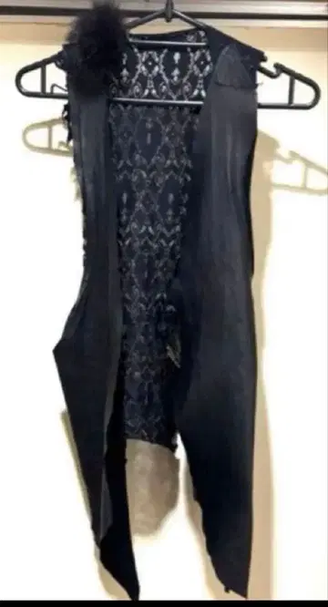 hyde 착용 if 가죽 베스트 sindbaad 라르크