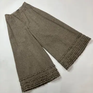 [새상품급] 핑크하우스 베이지 밑단 피코 프릴 사용 와이드 팬츠